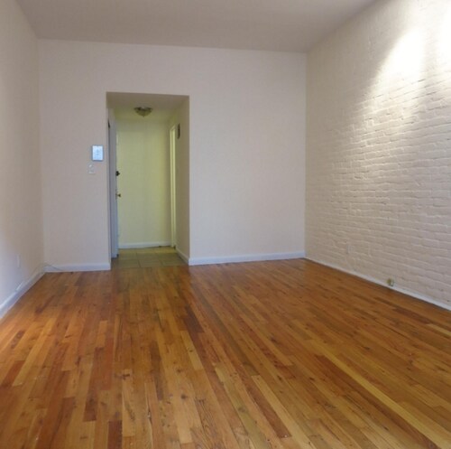 Foto del edificio - 404 E 78th St