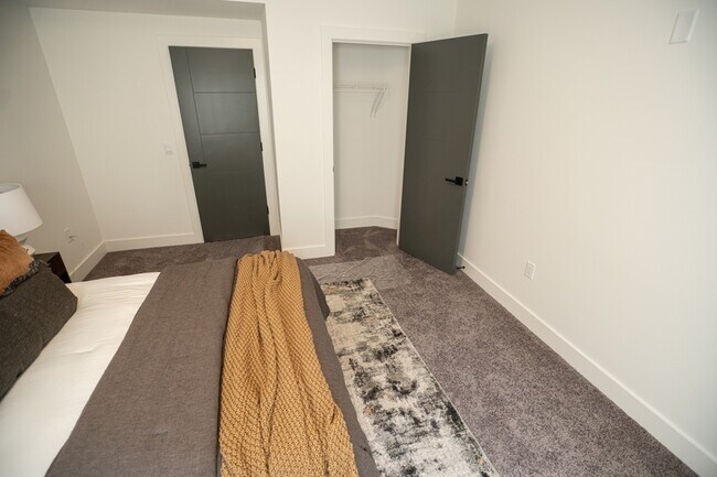 Foto del edificio - 2584 Mallard Pt Ln