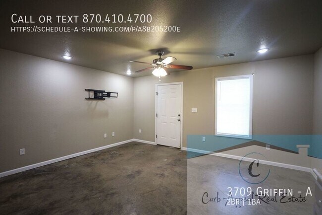 Building Photo - Beautiful, recently built 2-bed 1 bath dup...