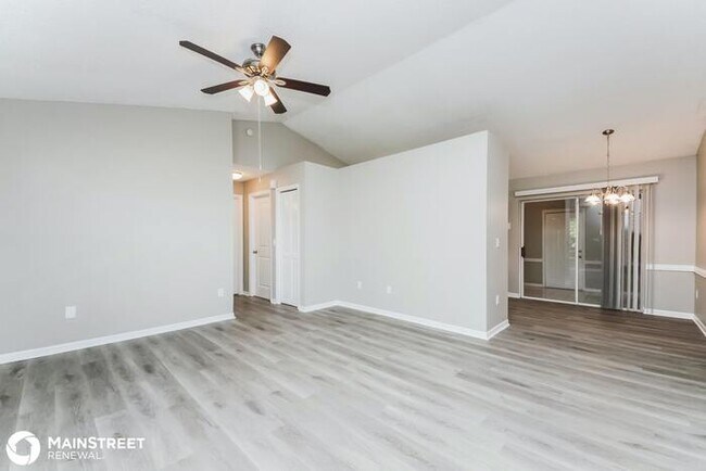 Building Photo - 5242 KATI LYNN DR, APOPKA, FL 32712