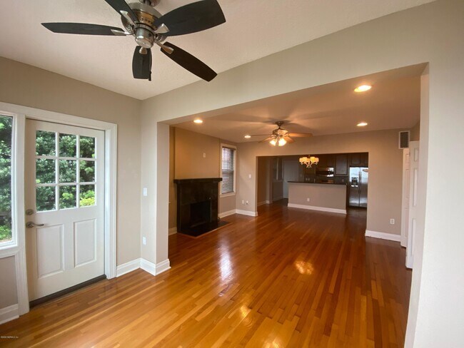 Foto del edificio - 1710 River Rd