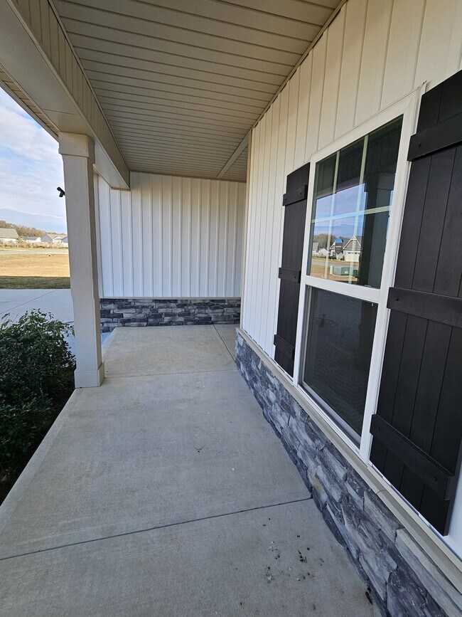 Foto del edificio - 202 Mutton Dr