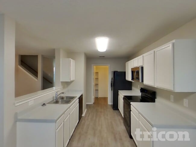 Building Photo - 1428 Junction Run