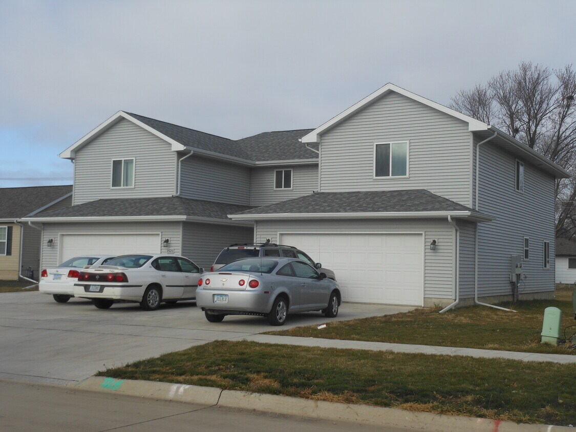 Foto principal - 1519 Springbrook Dr