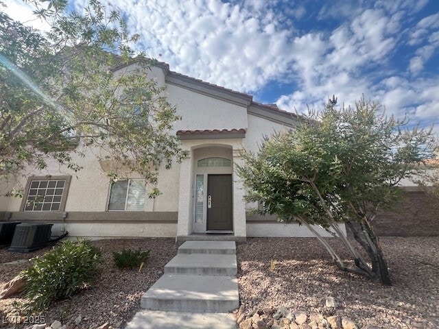 Building Photo - 380 Seine Way