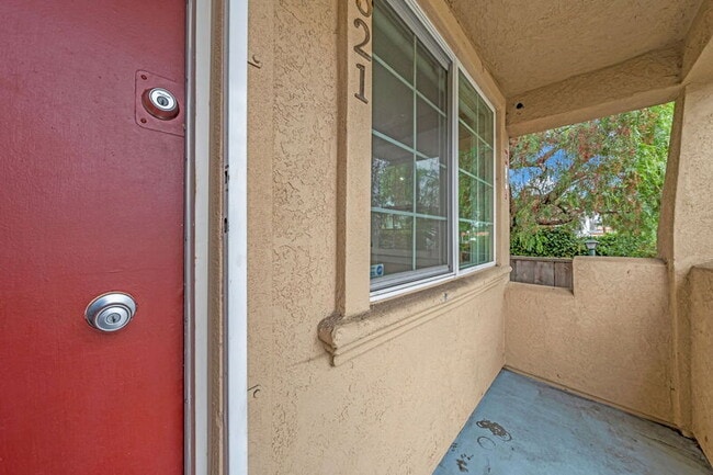 Building Photo - 3521 Suter St