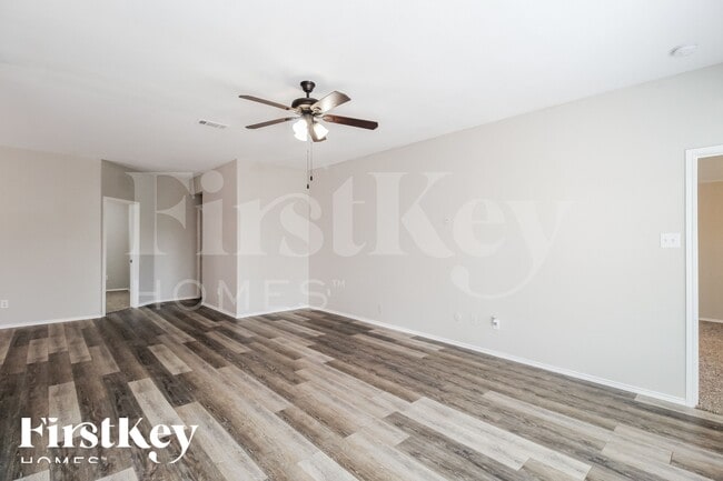 Building Photo - 1450 Waldrop Dr