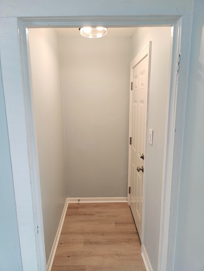 422 W Woodruff, Hazel Park, MI 48030 House for Rent in Hazel Park, MI