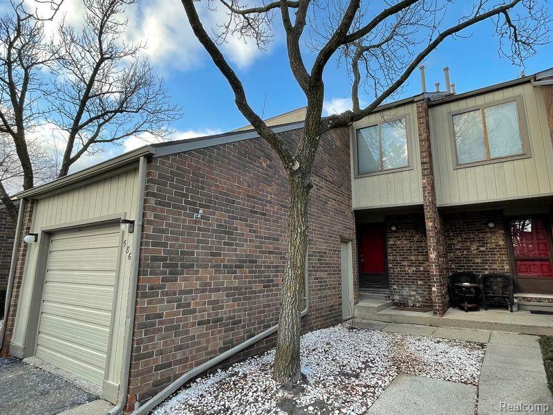 5866 Vassar, West Bloomfield Township, MI 48322 Condo for Rent in