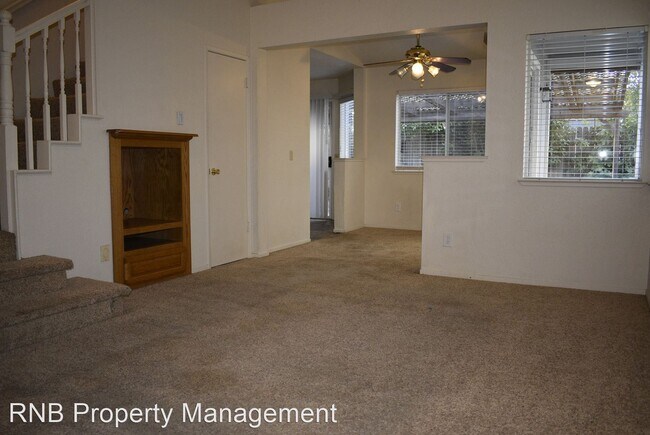 Building Photo - 3 br, 2.5 bath House - 3026 Twin Creeks Lane