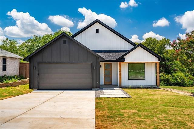 Foto principal - 1017 Cedarcrest Dr