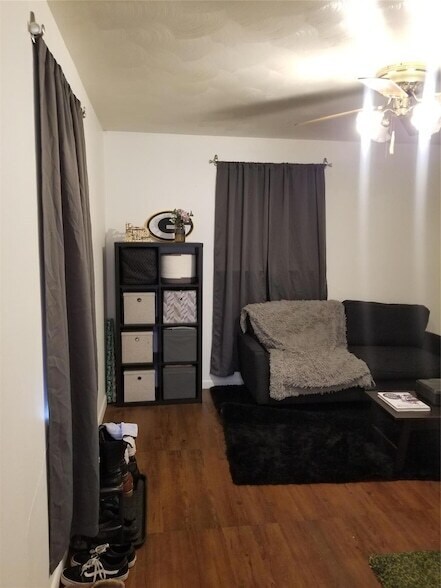 Foto del edificio - 3809 Titan Trail