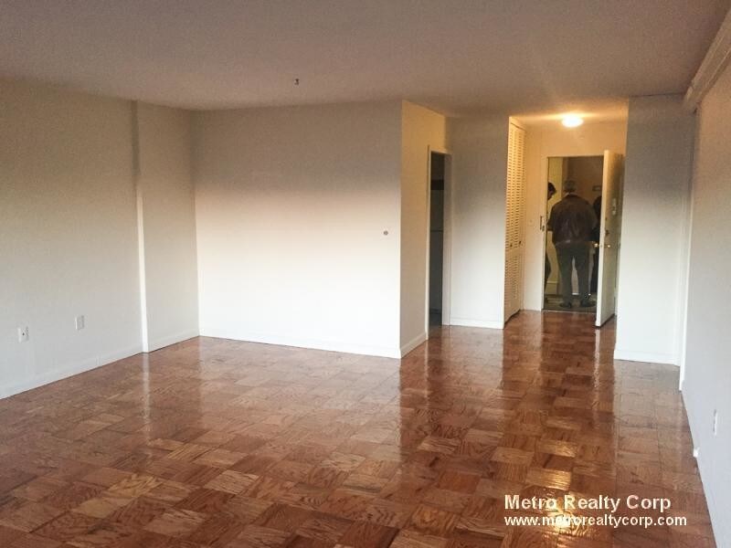 Foto principal - 101 Monmouth St