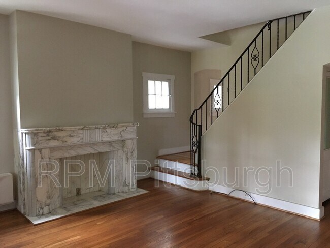 Foto del edificio - 5622 Darlington Rd