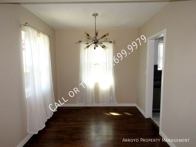 Foto del edificio - Cozy 2 bedroom 1 Bath Pasadena House