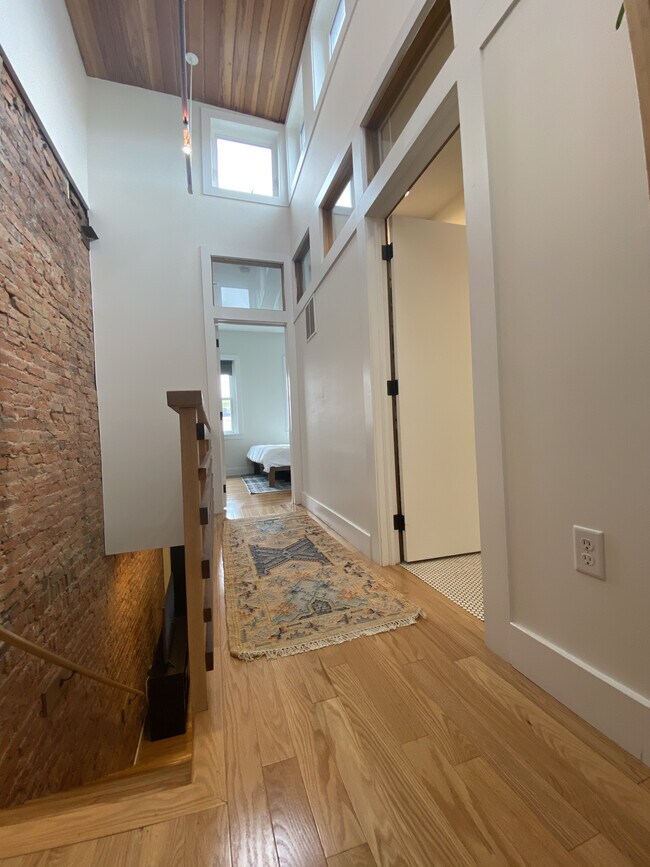 Hall - 2010 S Philip St