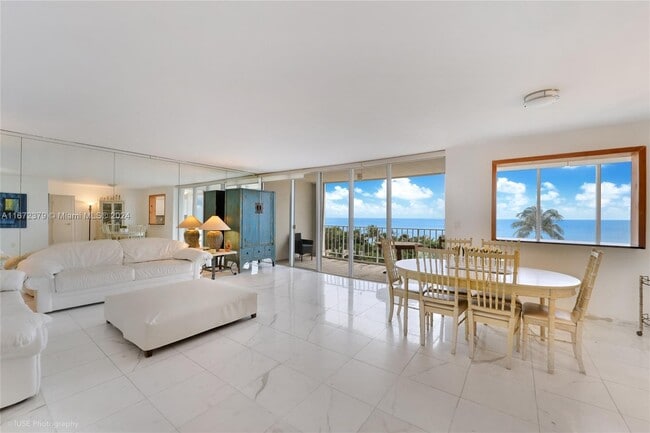 Building Photo - 881 Ocean Dr