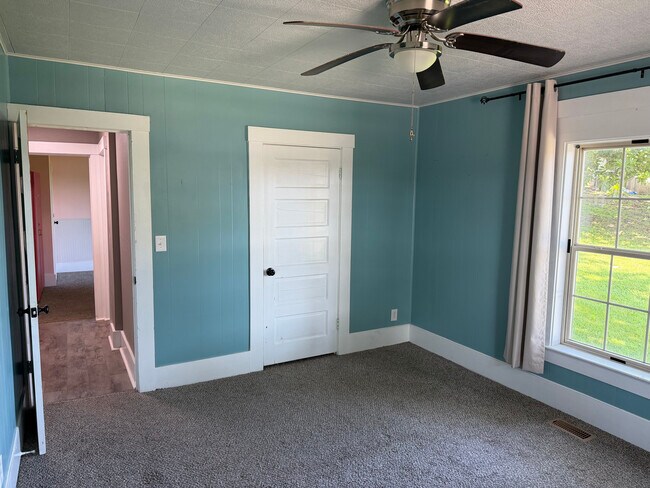dormitorio principal - 210 S Jefferson St