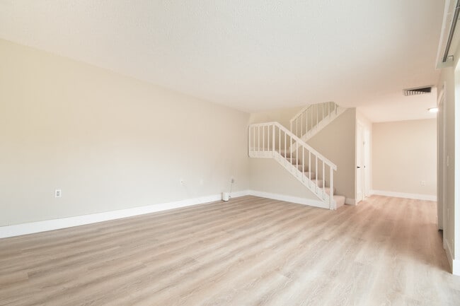 Foto del edificio - 2309 23rd Ln