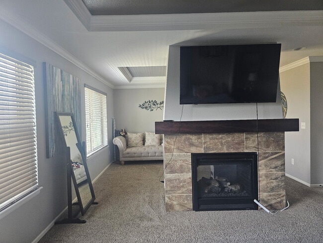 Building Photo - 6580 Snow Bank Dr