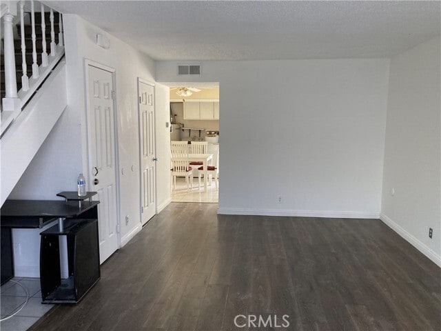 Building Photo - 5640 Riverside Dr