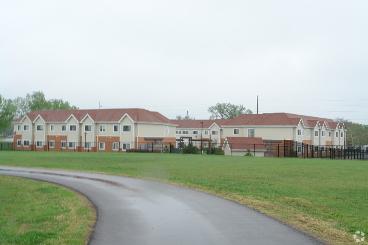 Building Photo - Sheridian Village