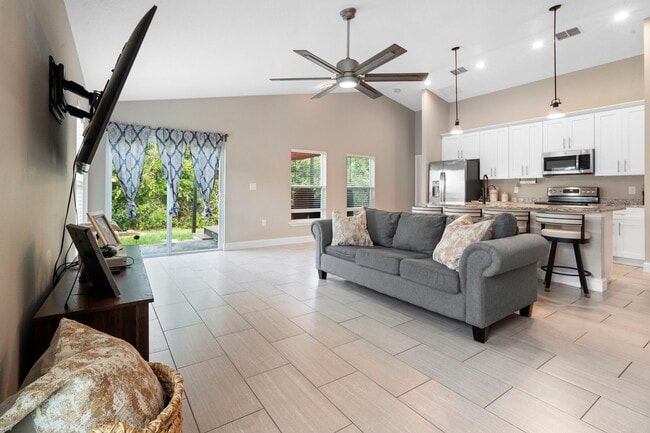 Foto del edificio - 2940 Beal St