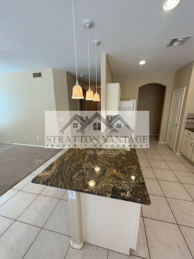 Foto del edificio - 6983 S Oxford Ln