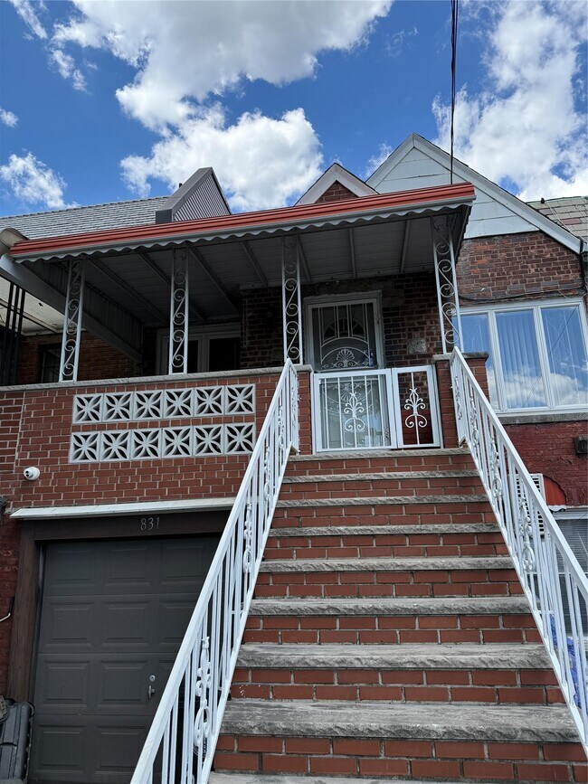 Foto del edificio - 831 Avenue Z