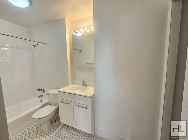 Foto del edificio - Spacious Studio Near the United Nations
