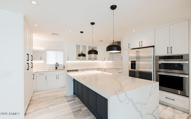 Building Photo - 6929 E Mariposa Dr