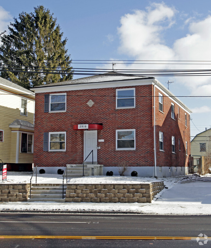 Primary Photo - 2916 N Main St