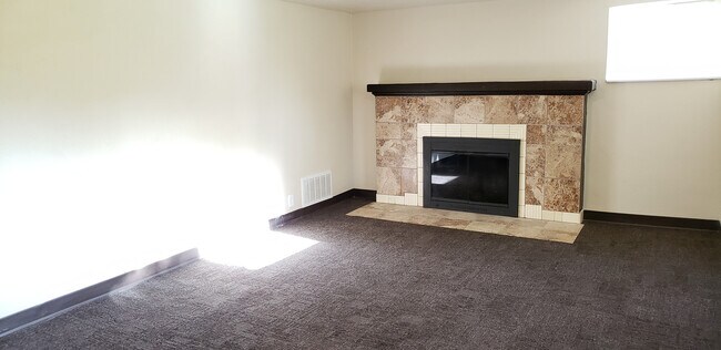 Foto del edificio - 1460 Duplex