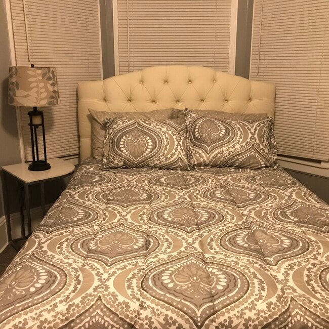Bedroom 2 - 1476 E 114th St