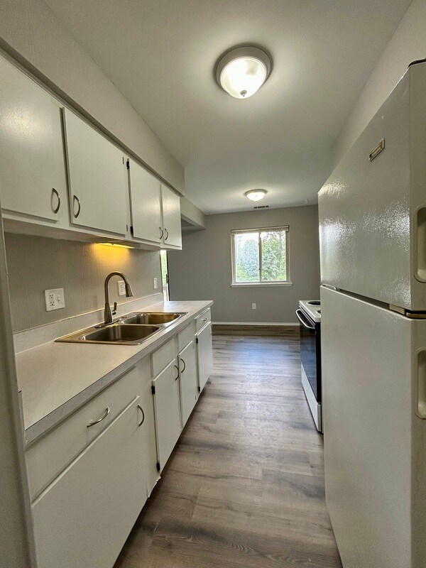 Foto del edificio - 36777 Sibley Rd