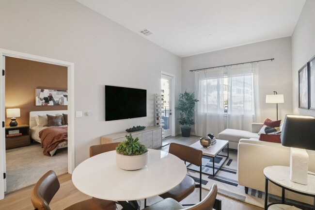 Building Photo - VAYA on Axia