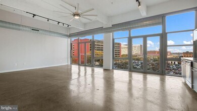 Building Photo - 444 N 4th St