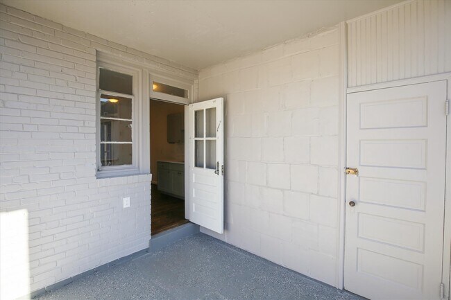 Foto del edificio - 2502 Langston Blvd.