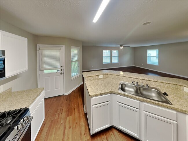 Foto del edificio - 22223 Doubletree Park Dr