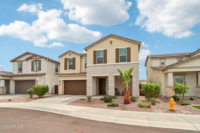 Building Photo - 4869 E Muriel Dr