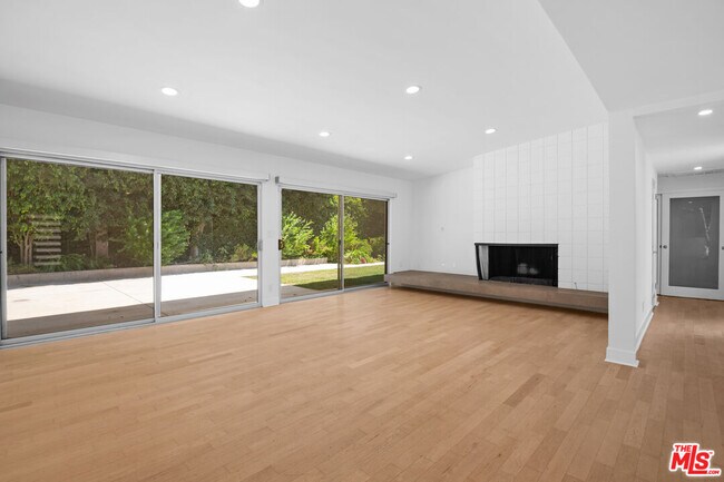 Foto del edificio - 11770 Chenault St