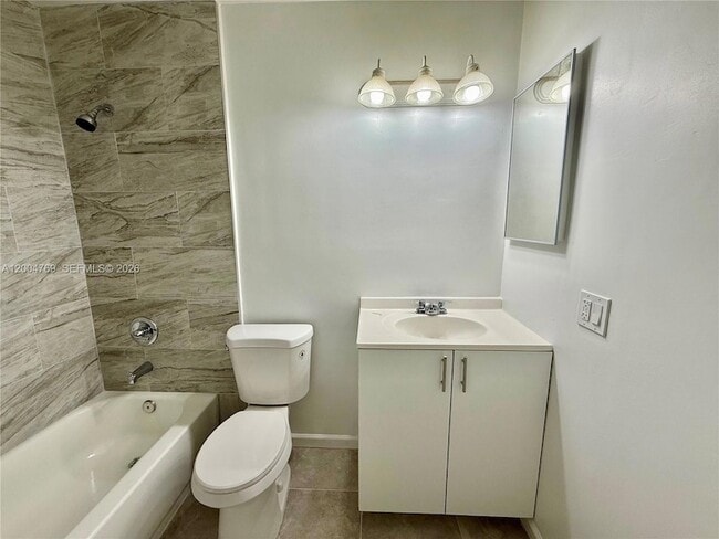 Photo - 220 NE 41st St Apartment