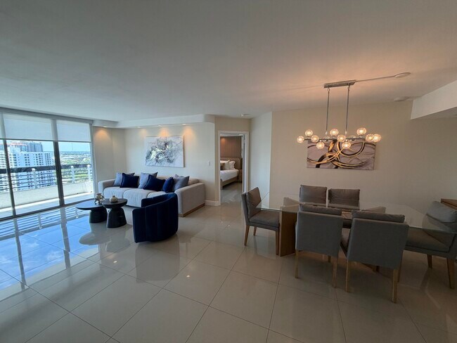 Foto del edificio - 3530 Mystic Pointe Dr