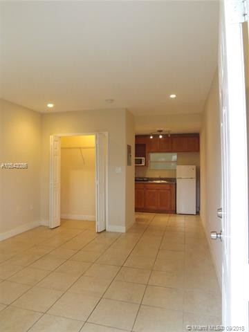 Foto del edificio - 223 NW 12th St