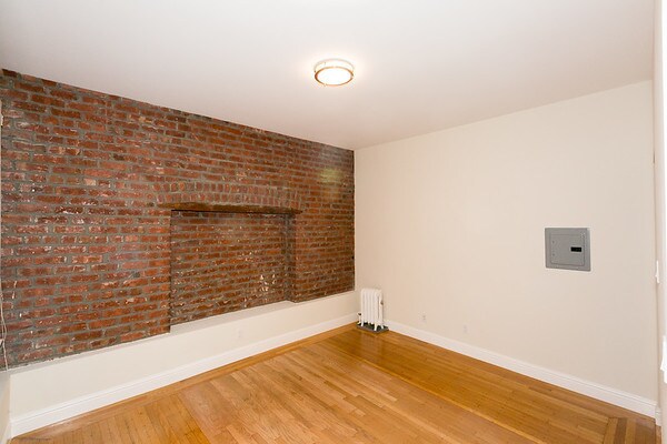 Building Photo - 1240 Bush St