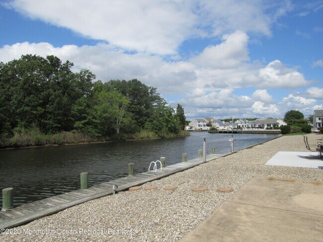 Foto del edificio - 23 Osprey Ln