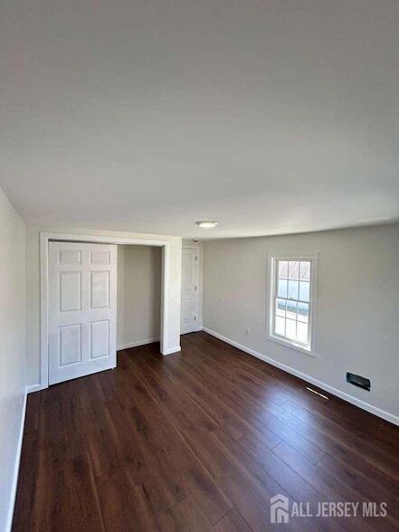 Foto del edificio - 8 Hampton St