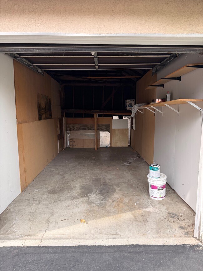 Foto del edificio - 337 W Lomita Ave