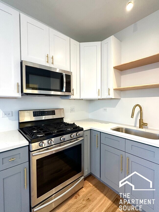 Building Photo - 2819 S Hillock Ave