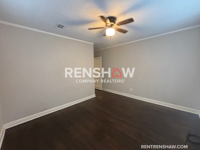 Foto del edificio - 1870 Vollintine Ave